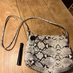 Snakeskin Pattern Crossbody Bag